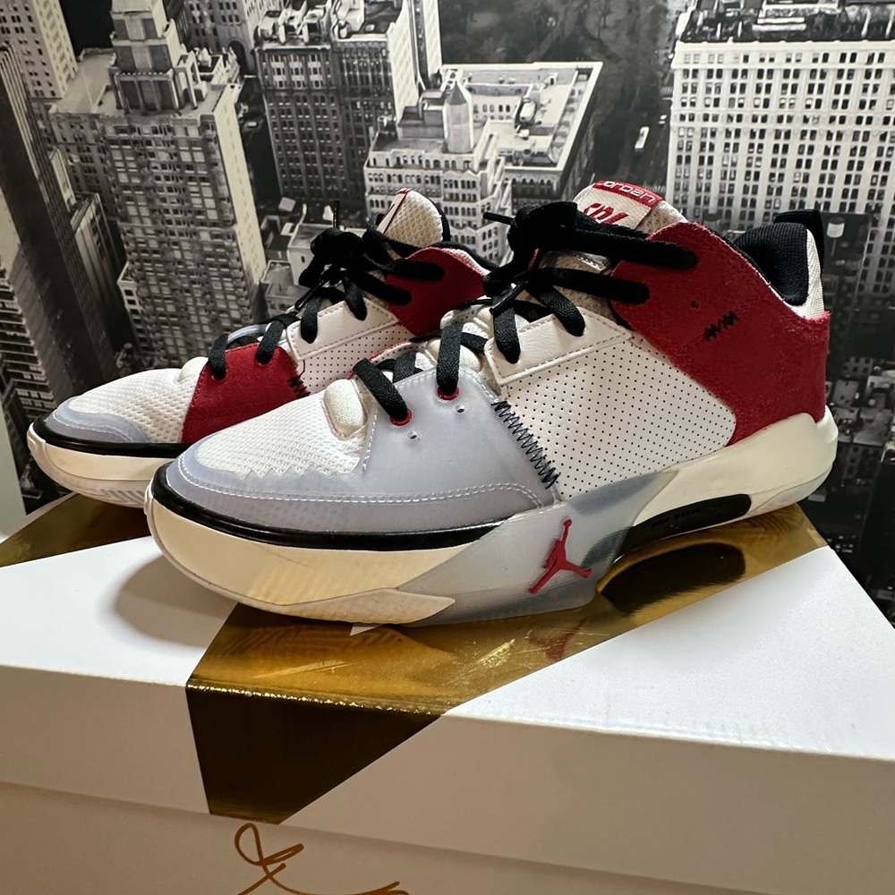 EUC Jordan One Take 5 Men’s size 8.5/Women’s 10